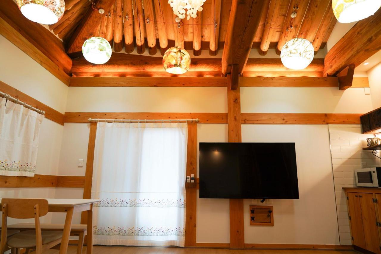 Samlockhon Hanokstay Jeonju Exteriör bild